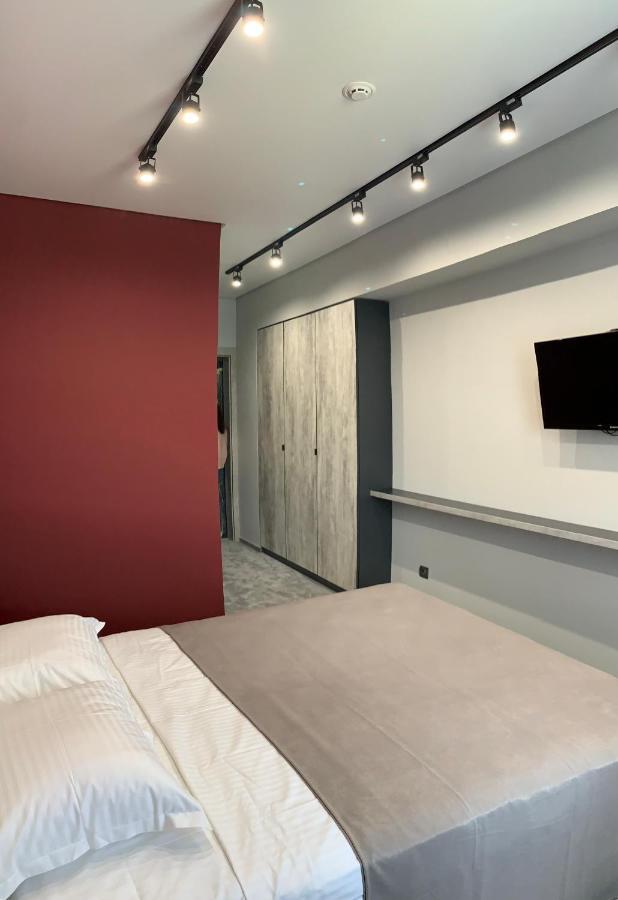 Red Cube Hotel Кам'янець-Подільский Екстер'єр фото