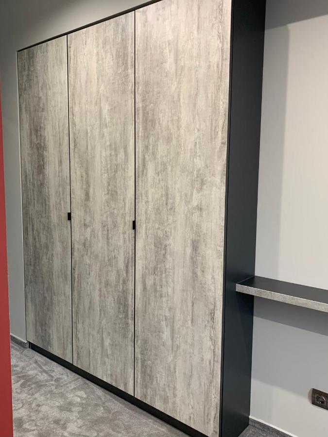 Red Cube Hotel Кам'янець-Подільский Екстер'єр фото