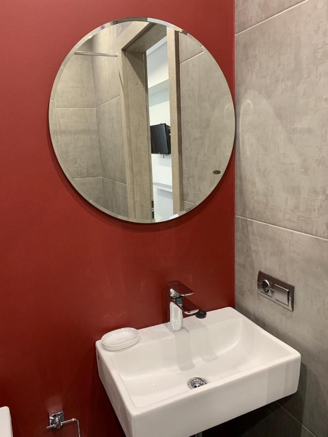 Red Cube Hotel Кам'янець-Подільский Екстер'єр фото