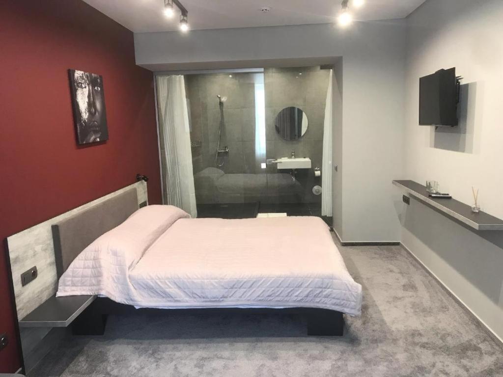 Red Cube Hotel Кам'янець-Подільский Екстер'єр фото
